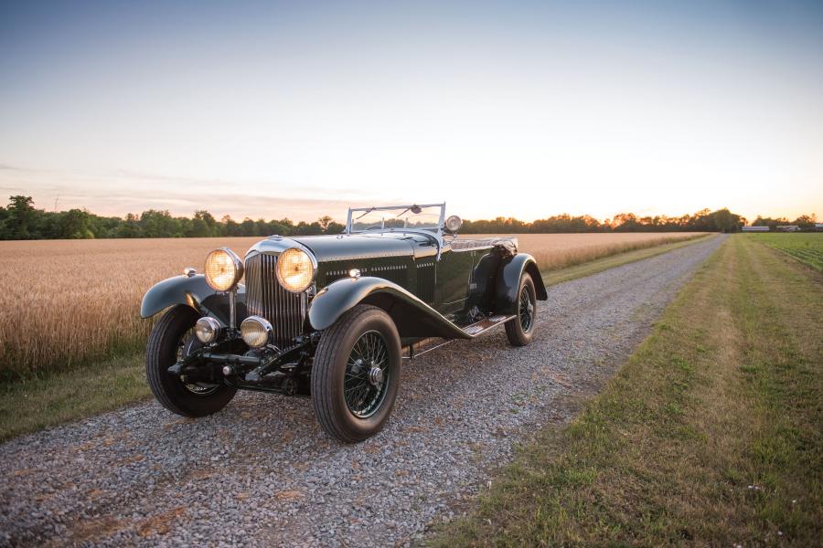  Bentley 8-Litre Tourer by Vanden Plas (YX5118) 1932 года  (фото 11 из 11)